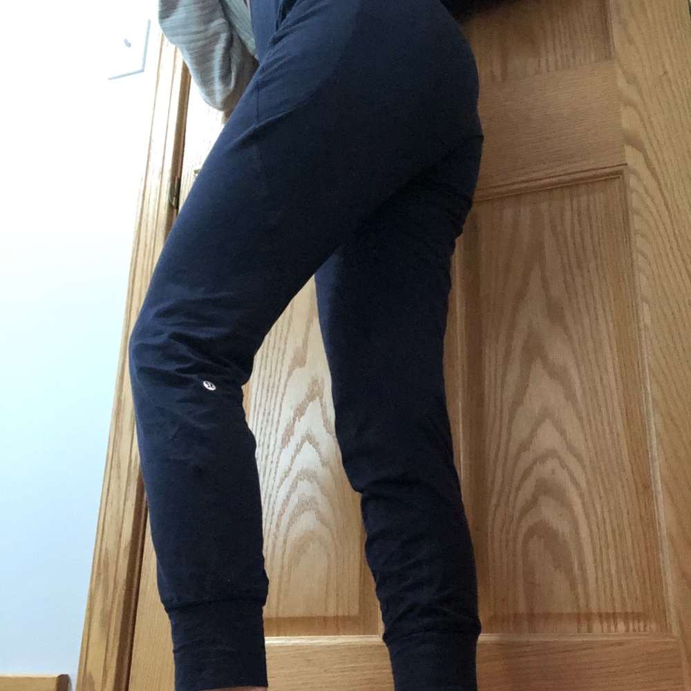 Lululemon Navy Joggers!
